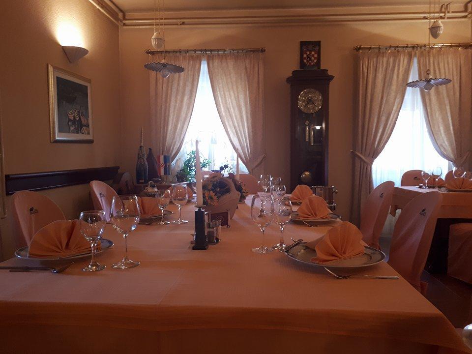Hotel Mance Brod na Kupi Dış mekan fotoğraf